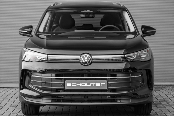 Volkswagen Tiguan 1.5 eHybrid 30 Year Ed Style IQ Pano Winterpack 360° Trekhaak ACC