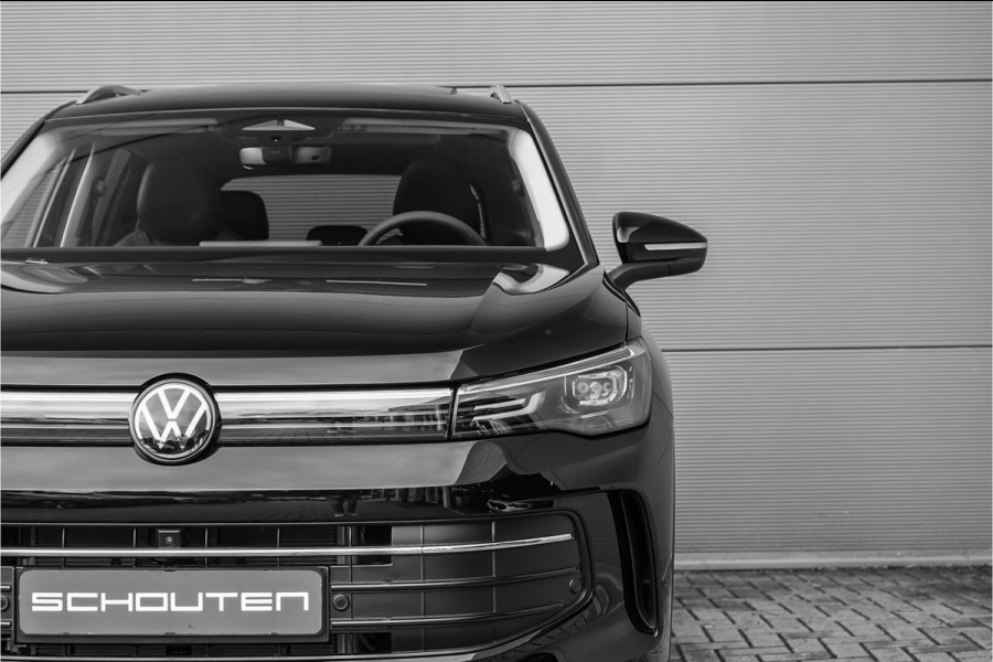 Volkswagen Tiguan 1.5 eHybrid 30 Year Ed Style IQ Pano Winterpack 360° Trekhaak ACC