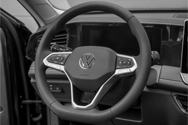 Volkswagen Tiguan 1.5 eHybrid 30 Year Ed Style IQ Pano Winterpack 360° Trekhaak ACC