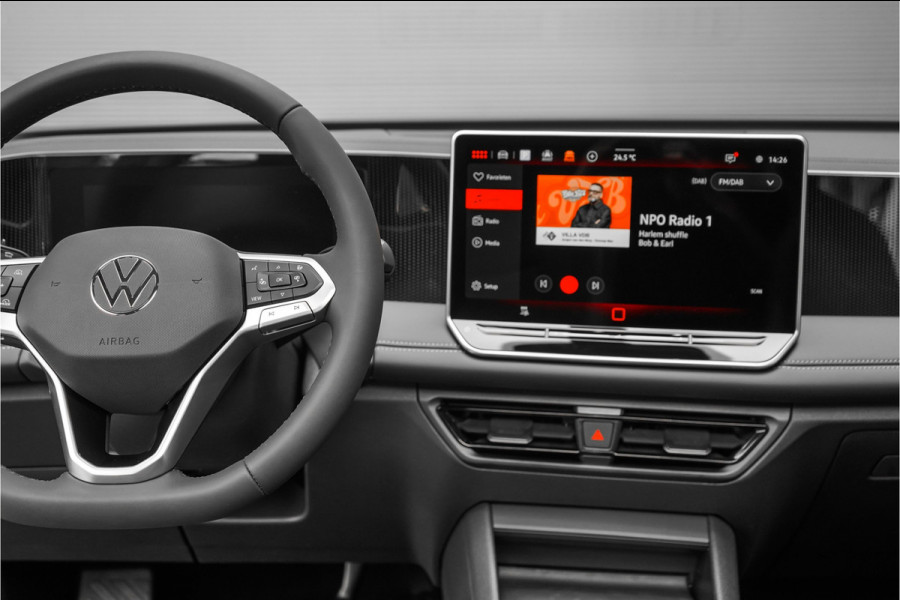 Volkswagen Tiguan 1.5 eHybrid 30 Year Ed Style IQ Pano Winterpack 360° Trekhaak ACC
