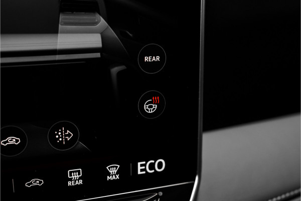Volkswagen Tiguan 1.5 eHybrid 30 Year Ed Style IQ Pano Winterpack 360° Trekhaak ACC