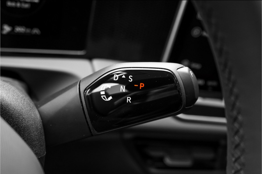 Volkswagen Tiguan 1.5 eHybrid 30 Year Ed Style IQ Pano Winterpack 360° Trekhaak ACC