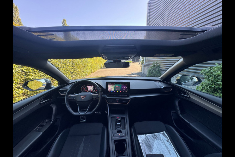 CUPRA Leon 1.4 e-Hybrid VZ Business PHEV / PANO / CAMERA / CARPLAY / STOELVERW / NAVI