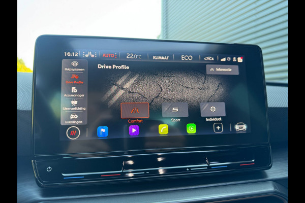 CUPRA Leon 1.4 e-Hybrid VZ Business PHEV / PANO / CAMERA / CARPLAY / STOELVERW / NAVI