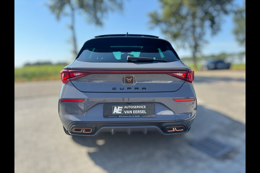 CUPRA Leon 1.4 e-Hybrid VZ Business PHEV / PANO / CAMERA / CARPLAY / STOELVERW / NAVI