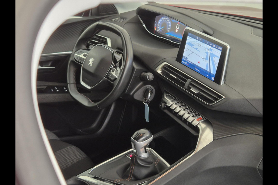 Peugeot 3008 1.2 PureTech Allure | Limited | Navigatie | Apple CarPlay / Android Auto | Parkeersensoren voor / achter | Climate Control |