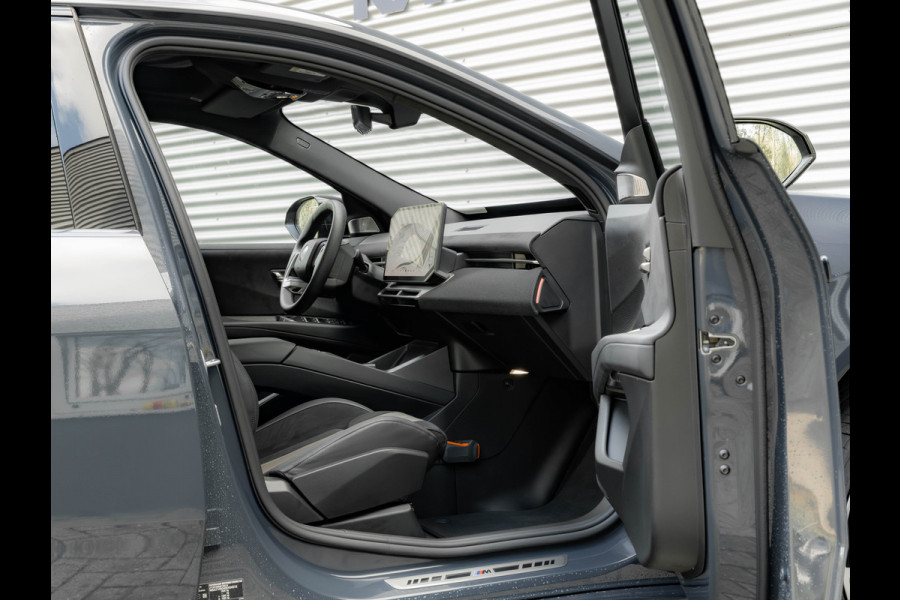 BMW iX3 50 xDrive - Direct Beschikbaar - M-Sport Pro - Pano - Individual Leder