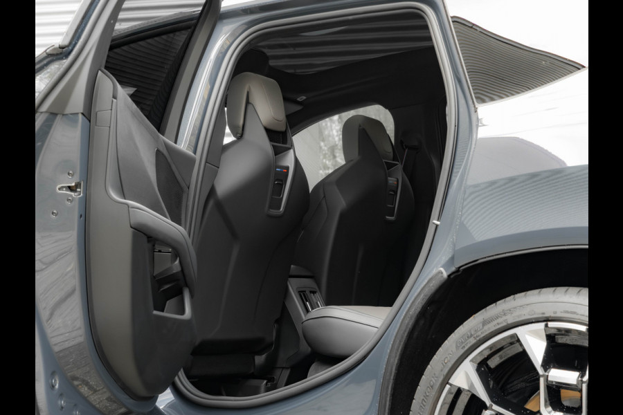 BMW iX3 50 xDrive - Direct Beschikbaar - M-Sport Pro - Pano - Individual Leder