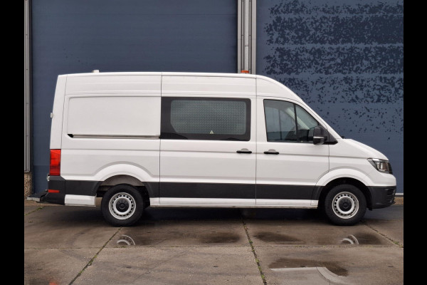 Volkswagen Crafter 35 2.0 TDI L3H3 EL Highline AIRCO / CRUISE CONTROLE / TREKHAAK / NAVI / CARPLAY