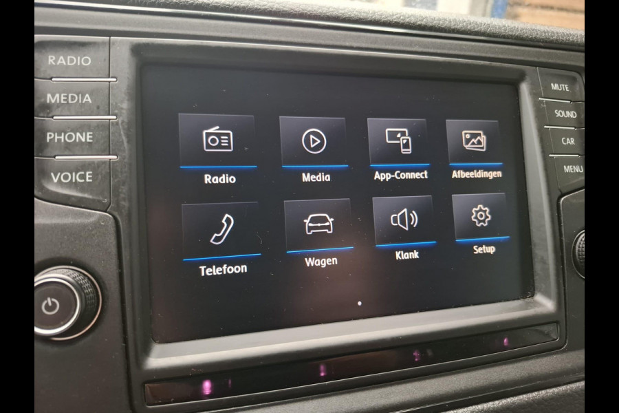 Volkswagen Crafter 35 2.0 TDI L3H3 EL Highline AIRCO / CRUISE CONTROLE / TREKHAAK / NAVI / CARPLAY