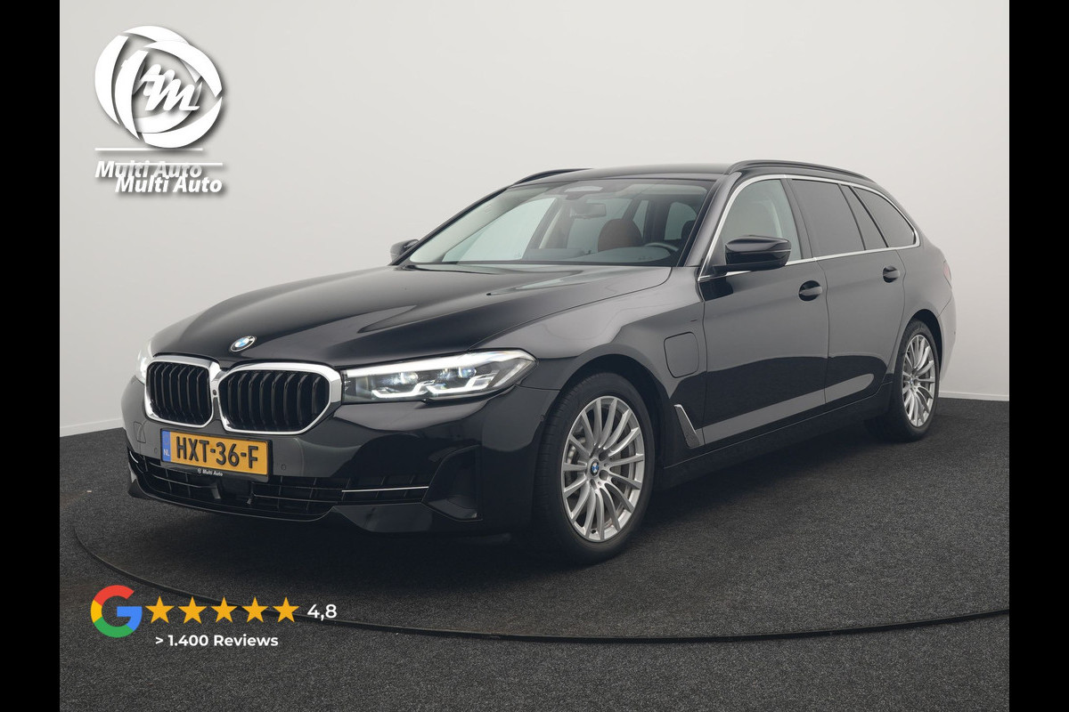 BMW 5 Serie Touring 530e xDrive Business Edition Plus PHEV 293pk Dealer O.H | Trekhaak af Fabriek | Adaptive Cruise | 360 Camera | M Sportstuur | Keyless | BLIS | Plug In Hybrid