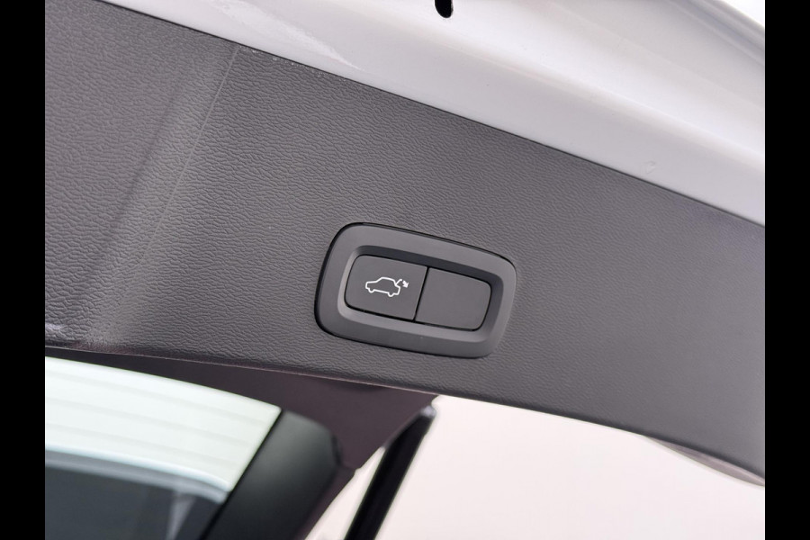 Volvo XC40 1.5 T5 Twin Engine Momentum Pro VAN:27.900,- VOOR:24.877,- UW HERFSTVOORDEEL:3.023,- | ORIGINEEL NEDERLANDSE AUTO MET NAP | PLUG-IN HYBRIDE | PILOT ASSIST | ADAPTIVE CRUISE CONTROL | ELEKTRISCHE ACHTERKLEP | STOELVERWARMING |ALL IN  RIJKLAAR GELEVERD MET 12 MAANDEN BOVAG-GARANTIE