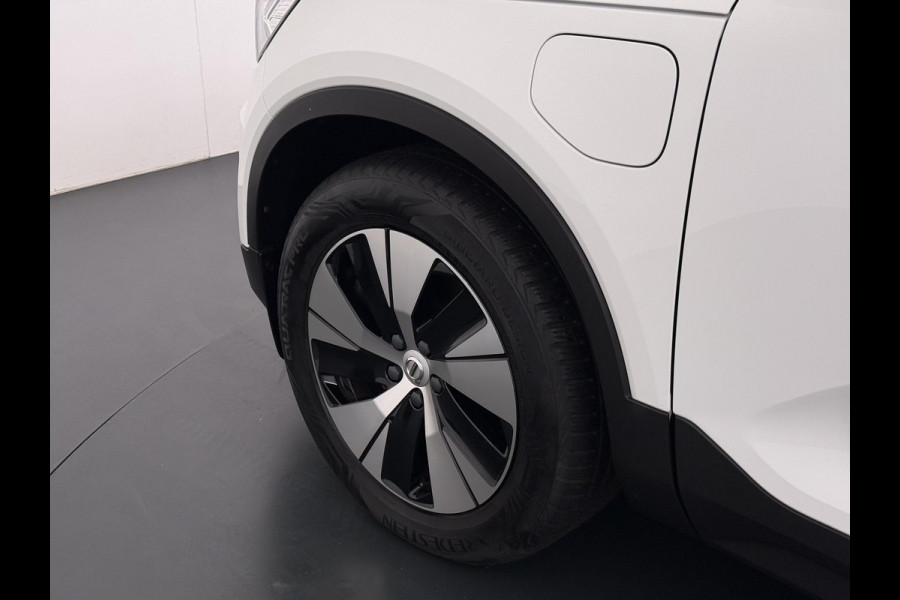 Volvo XC40 1.5 T5 Twin Engine Momentum Pro VAN:27.900,- VOOR:24.877,- UW HERFSTVOORDEEL:3.023,- | ORIGINEEL NEDERLANDSE AUTO MET NAP | PLUG-IN HYBRIDE | PILOT ASSIST | ADAPTIVE CRUISE CONTROL | ELEKTRISCHE ACHTERKLEP | STOELVERWARMING |ALL IN  RIJKLAAR GELEVERD MET 12 MAANDEN BOVAG-GARANTIE
