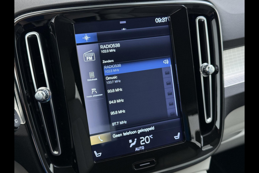 Volvo XC40 1.5 T5 Twin Engine Momentum Pro VAN:27.900,- VOOR:24.877,- UW HERFSTVOORDEEL:3.023,- | ORIGINEEL NEDERLANDSE AUTO MET NAP | PLUG-IN HYBRIDE | PILOT ASSIST | ADAPTIVE CRUISE CONTROL | ELEKTRISCHE ACHTERKLEP | STOELVERWARMING |ALL IN  RIJKLAAR GELEVERD MET 12 MAANDEN BOVAG-GARANTIE