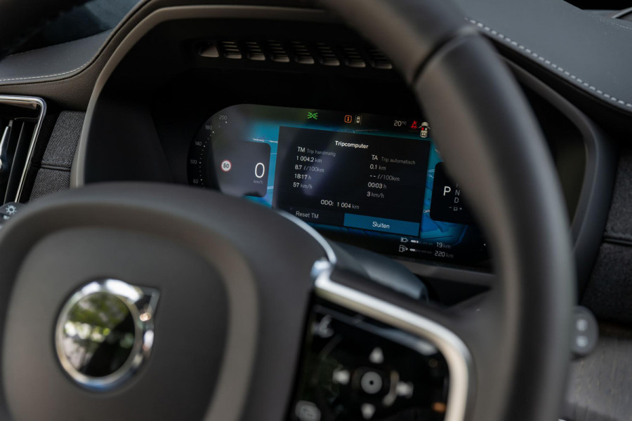 Volvo XC90 2.0 T8 Plug-in hybrid AWD Ultra Dark Alle Opties