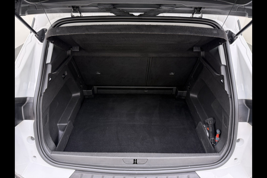 Opel Grandland X Turbo 131PK Navi Apple Carplay Android Auto Airco Cruise Control Business Edition Regen-Lichtsensor Isofix Bluetooth Grootlicht-assistent Privacy Glas Led Lmv 17" Lane Assist Origineel Nederlandse Auto