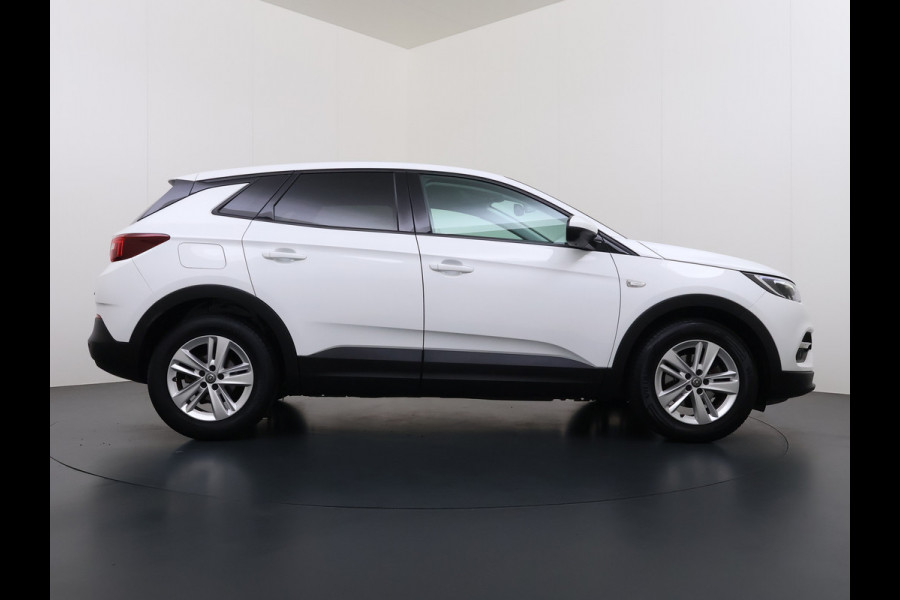 Opel Grandland X Turbo 131PK Navi Apple Carplay Android Auto Airco Cruise Control Business Edition Regen-Lichtsensor Isofix Bluetooth Grootlicht-assistent Privacy Glas Led Lmv 17" Lane Assist Origineel Nederlandse Auto