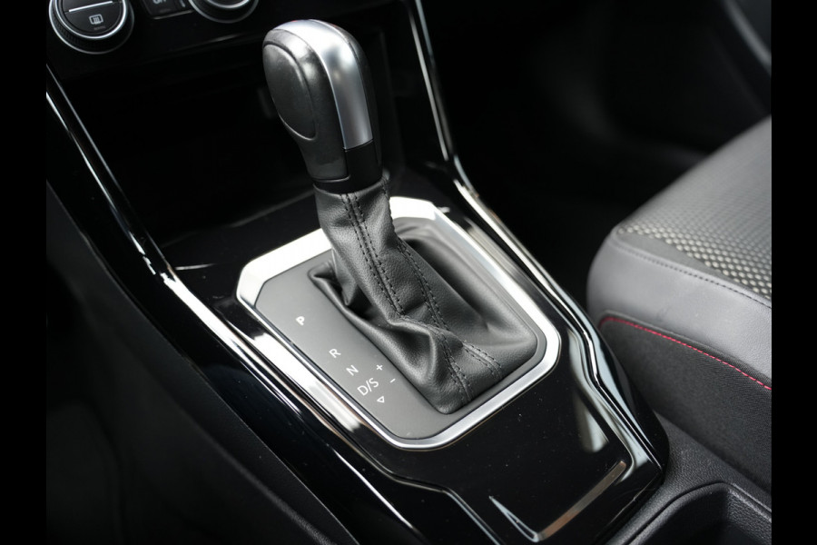 Volkswagen T-Roc 1.5 TSI Sport | Black Style | Sport Plus | Virtual cockpit