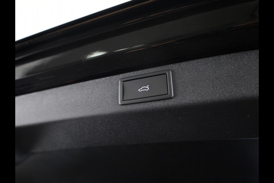 Škoda Elroq 85 Sportline | elektr. achterklep | Matrix LED | Travel Assist | Stuur - en stoelverwarming |