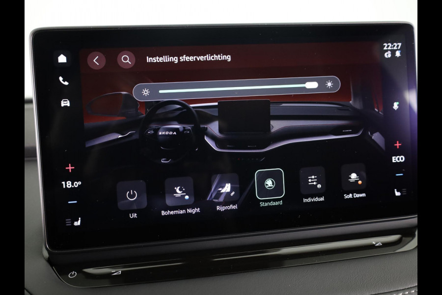 Škoda Elroq 85 Sportline | elektr. achterklep | Matrix LED | Travel Assist | Stuur - en stoelverwarming |