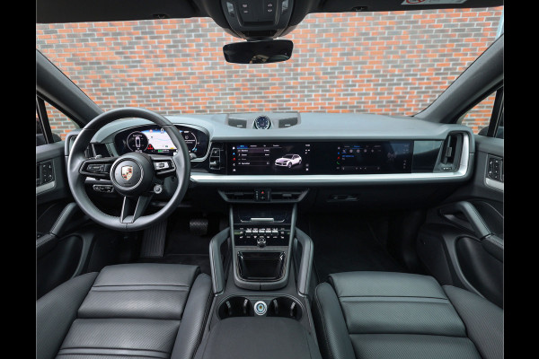 Porsche Cayenne Coupé 3.0 E-Hybrid | Pano - Sport Chrono - BOSE