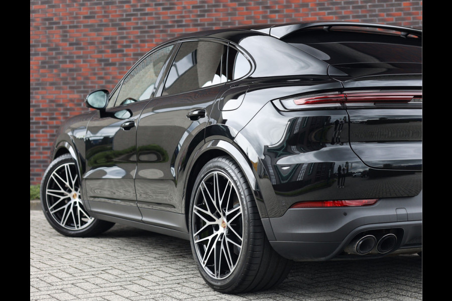 Porsche Cayenne Coupé 3.0 E-Hybrid | Pano - Sport Chrono - BOSE