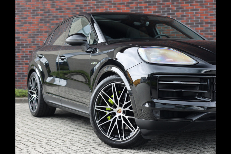 Porsche Cayenne Coupé 3.0 E-Hybrid | Pano - Sport Chrono - BOSE