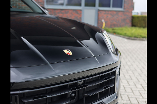 Porsche Cayenne Coupé 3.0 E-Hybrid | Pano - Sport Chrono - BOSE