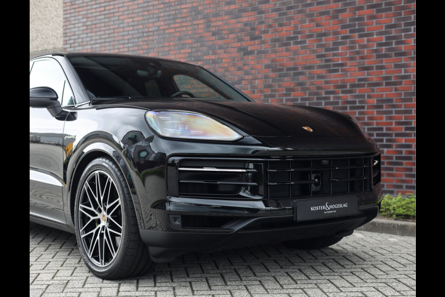 Porsche Cayenne Coupé 3.0 E-Hybrid | Pano - Sport Chrono - BOSE