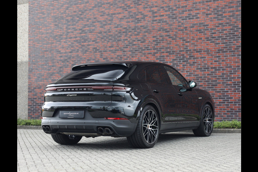 Porsche Cayenne Coupé 3.0 E-Hybrid | Pano - Sport Chrono - BOSE