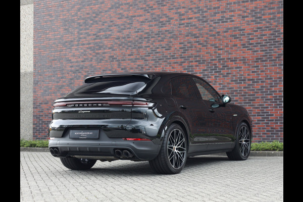 Porsche Cayenne Coupé 3.0 E-Hybrid | Pano - Sport Chrono - BOSE
