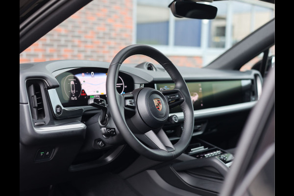 Porsche Cayenne Coupé 3.0 E-Hybrid | Pano - Sport Chrono - BOSE