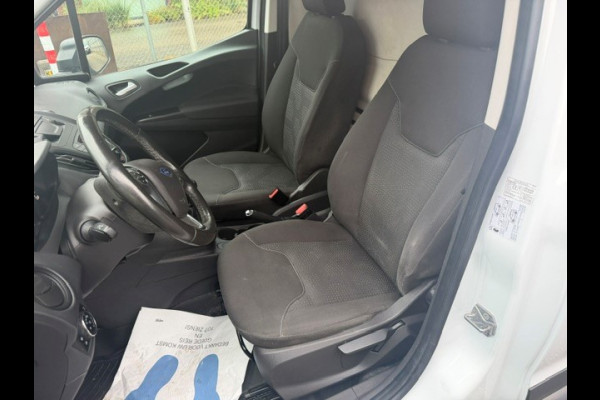 Ford Transit Courier 1.5 TDCI Ambiente Start&Stop AIRCO I TREKHAAK I IMPERIAAL I MULTIMEDIA I NETTE BUS