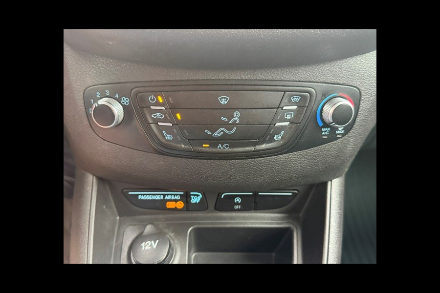 Ford Transit Courier 1.5 TDCI Ambiente Start&Stop AIRCO I TREKHAAK I IMPERIAAL I MULTIMEDIA I NETTE BUS