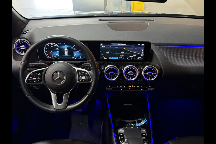 Mercedes-Benz B-Klasse 180 Business Solution|Matrix LED|MBUX|Virtual Cockpit|Half Leder|StoelVW|Elek. Achterklep|CarPlay|Rijklaar