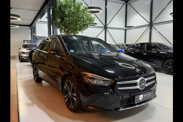 Mercedes-Benz B-Klasse 180 Business Solution|Matrix LED|MBUX|Virtual Cockpit|Half Leder|StoelVW|Elek. Achterklep|CarPlay|Rijklaar