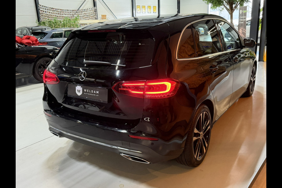 Mercedes-Benz B-Klasse 180 Business Solution|Matrix LED|MBUX|Virtual Cockpit|Half Leder|StoelVW|Elek. Achterklep|CarPlay|Rijklaar