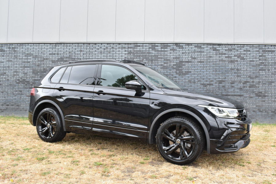 Volkswagen Tiguan 1.4 TSI eHybrid R-Line Business+ Black edition Plugin-hybride 1e eigenaar Pano 245pk