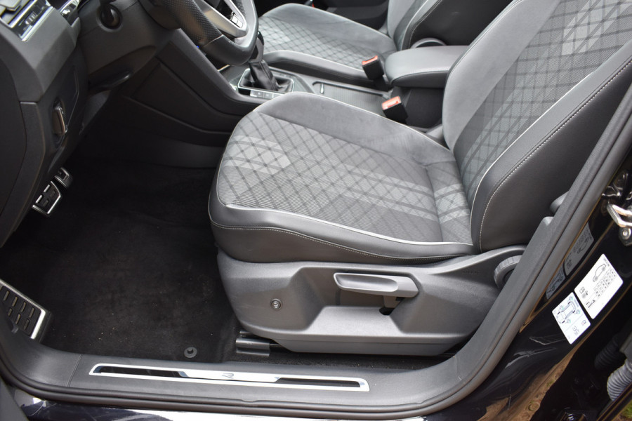 Volkswagen Tiguan 1.4 TSI eHybrid R-Line Business+ Black edition Plugin-hybride 1e eigenaar Pano 245pk