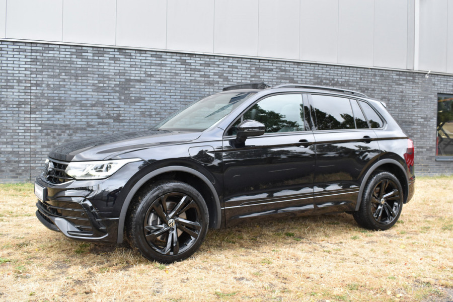 Volkswagen Tiguan 1.4 TSI eHybrid R-Line Business+ Black edition Plugin-hybride 1e eigenaar Pano 245pk