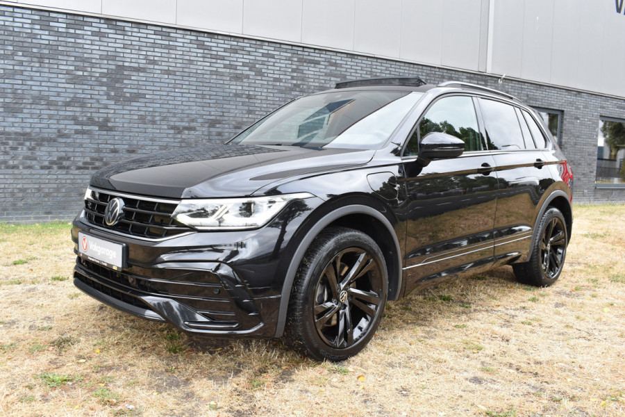Volkswagen Tiguan 1.4 TSI eHybrid R-Line Business+ Black edition Plugin-hybride 1e eigenaar Pano 245pk