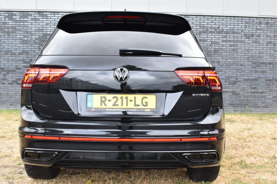 Volkswagen Tiguan 1.4 TSI eHybrid R-Line Business+ Black edition Plugin-hybride 1e eigenaar Pano 245pk