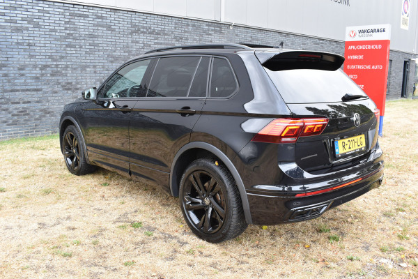 Volkswagen Tiguan 1.4 TSI eHybrid R-Line Business+ Black edition Plugin-hybride 1e eigenaar Pano 245pk