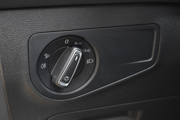 Volkswagen Tiguan 1.4 TSI eHybrid R-Line Business+ Black edition Plugin-hybride 1e eigenaar Pano 245pk