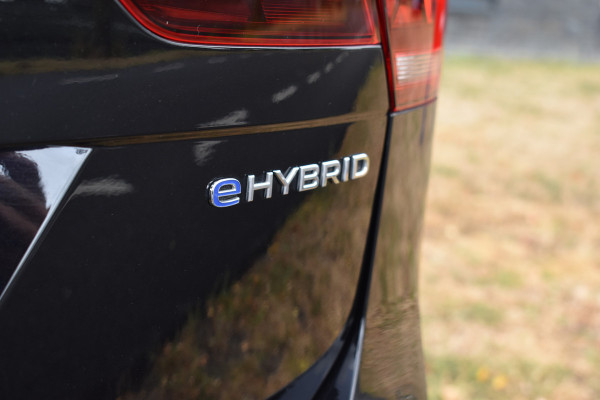 Volkswagen Tiguan 1.4 TSI eHybrid R-Line Business+ Black edition Plugin-hybride 1e eigenaar Pano 245pk