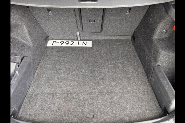 Škoda ENYAQ iV 60 Sportline | SOH: 93,4% | Elektr. Trekhaak| Matrix LED Verlichting | stuur/stoel verwarming | Cruise Control | Navi | Carplay | Camera |
