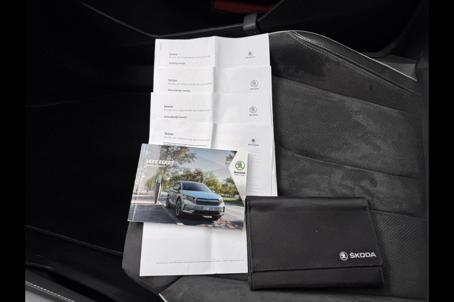 Škoda ENYAQ iV 60 Sportline | SOH: 93,4% | Elektr. Trekhaak| Matrix LED Verlichting | stuur/stoel verwarming | Cruise Control | Navi | Carplay | Camera |
