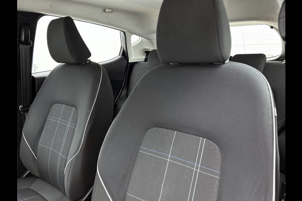 Ford Fiesta Trend 86PK | LM VELGEN | VERWARMDE VOORRUIT | PARK. SENSOREN