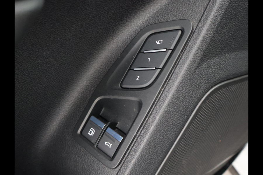 Audi Q3 45 TFSIe 245 PK S-LINE + SONOS AUDIO | PANORAMA | ADAPTIEF ONDERSTEL | ACC | MEMORY | SFEER