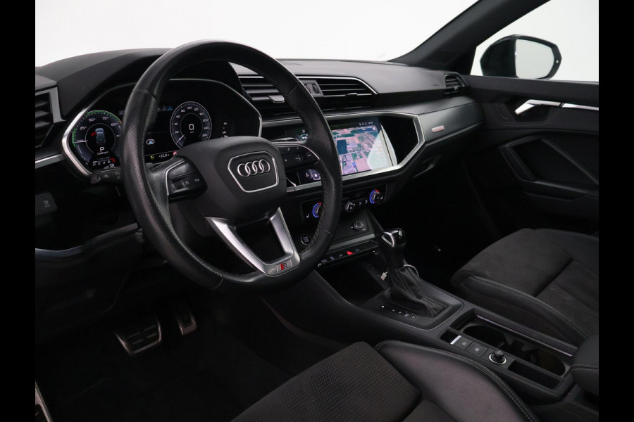 Audi Q3 45 TFSIe 245 PK S-LINE + SONOS AUDIO | PANORAMA | ADAPTIEF ONDERSTEL | ACC | MEMORY | SFEER